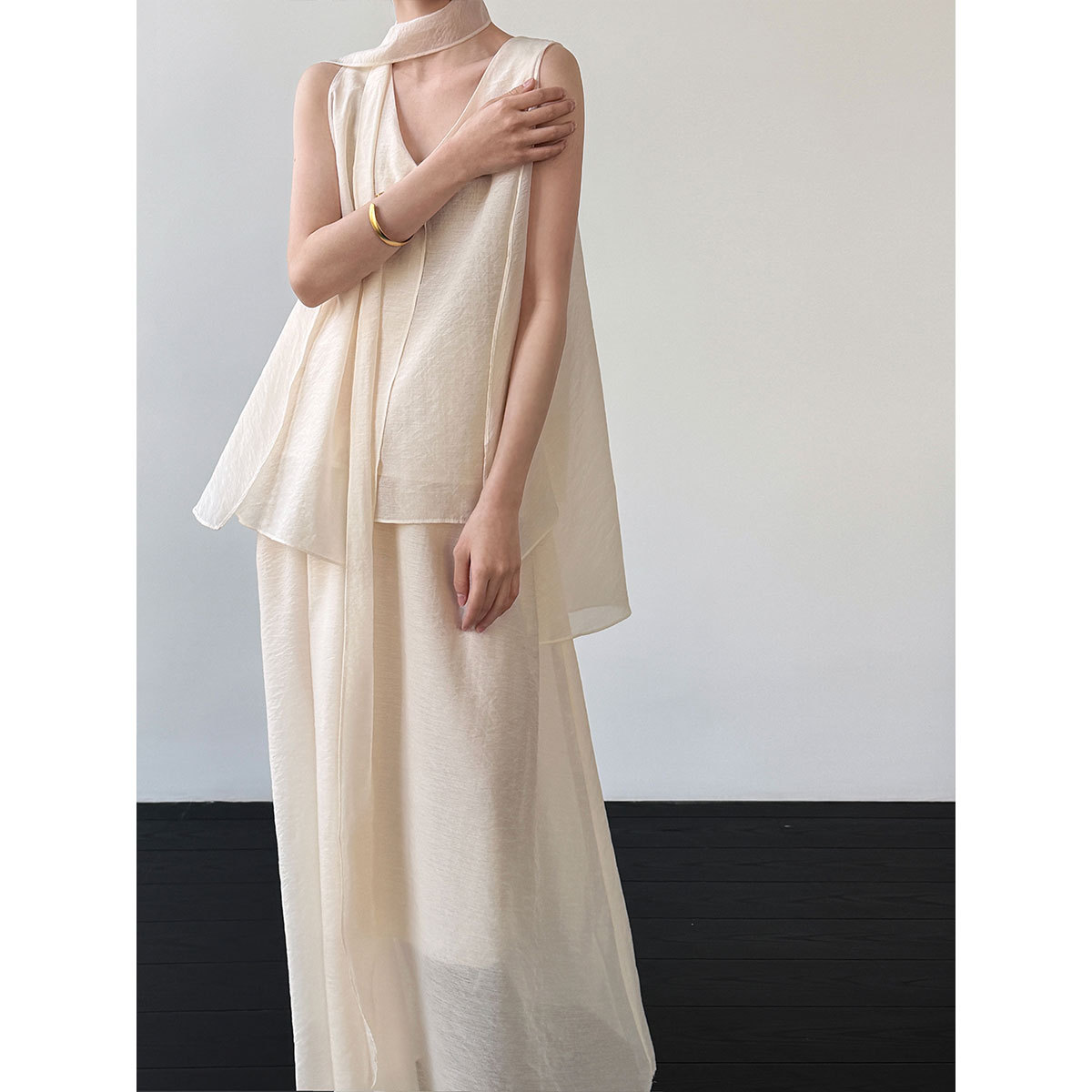 2026 Women Lace-Up V-Neck Slee - Women'S Fashion Trends Spring 2026 ulasan dan harga