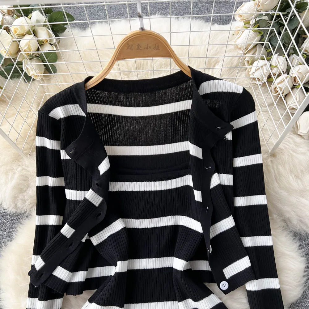 Korean Sweet Hit Color Patchwo - Longline Cardigan Knit ulasan dan harga