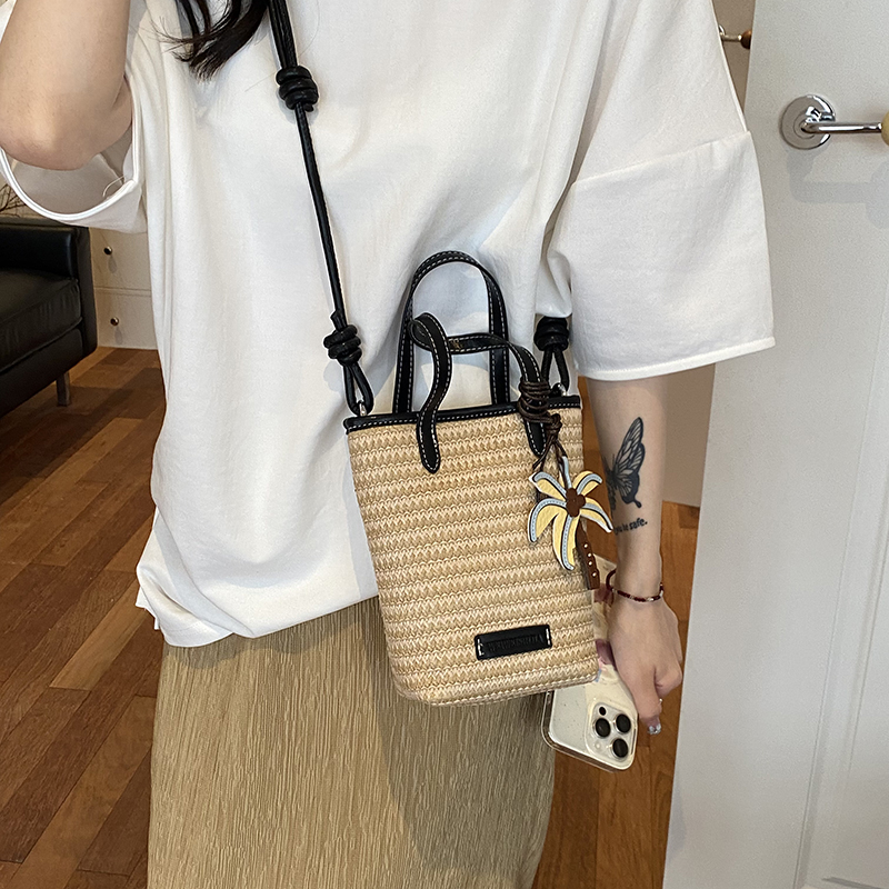 Women Mini Straw Woven Bucket  - Women'S Fashion Trends Spring 2026 ulasan dan harga