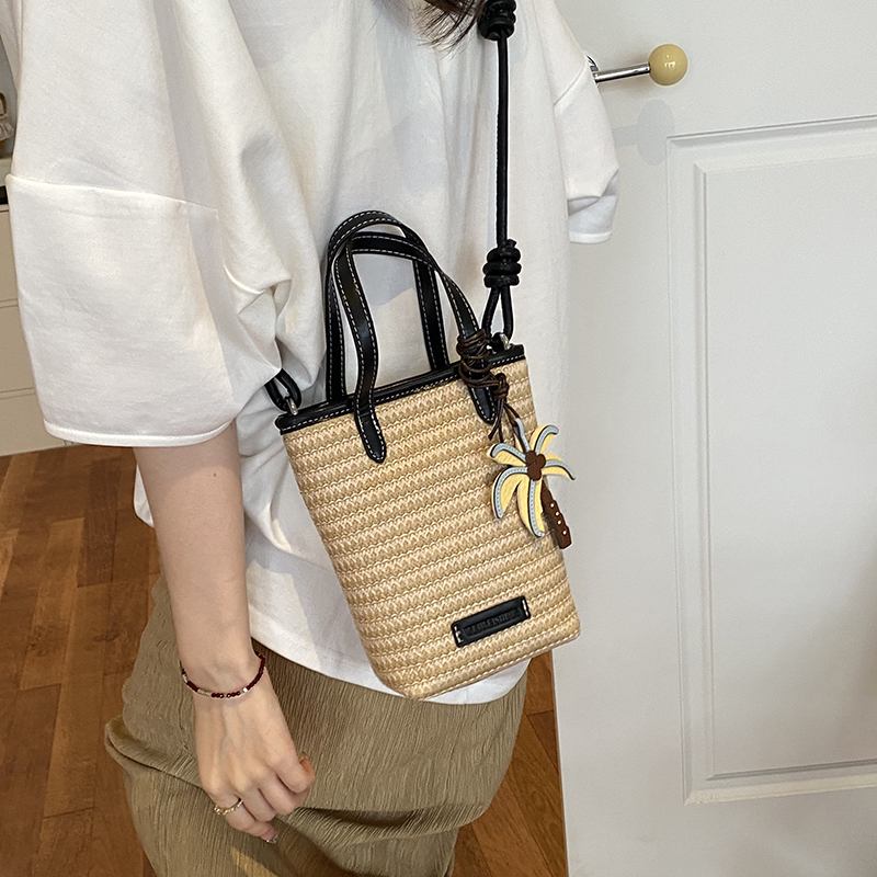 Women Mini Straw Woven Bucket  - Women'S Fashion Trends Spring 2026 ulasan dan harga