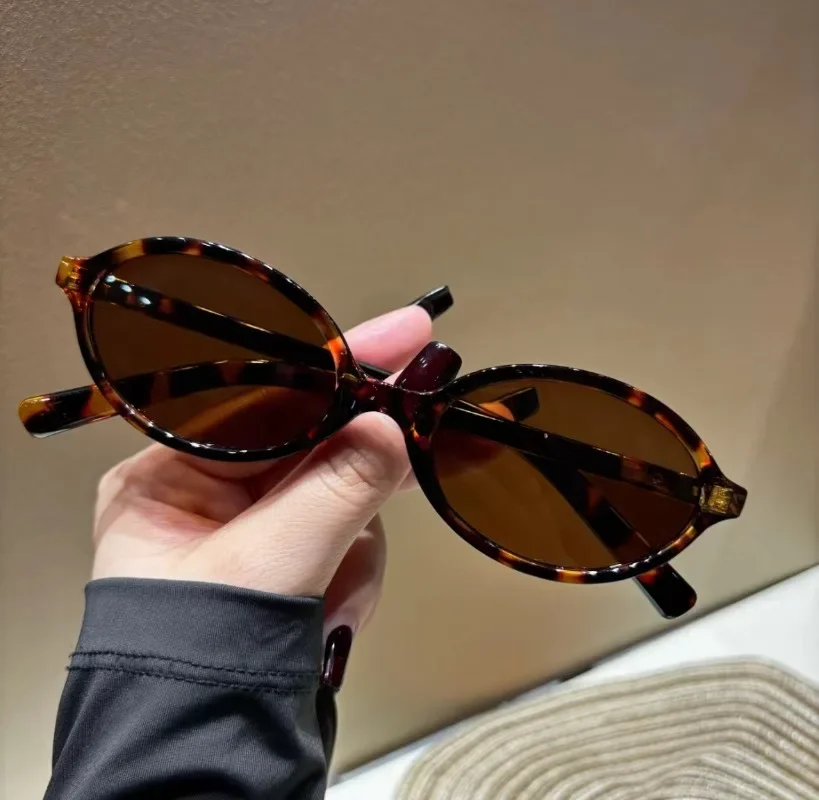 New Oval Shape Sunglasses Clas - Women Fashion Glasses ulasan dan harga