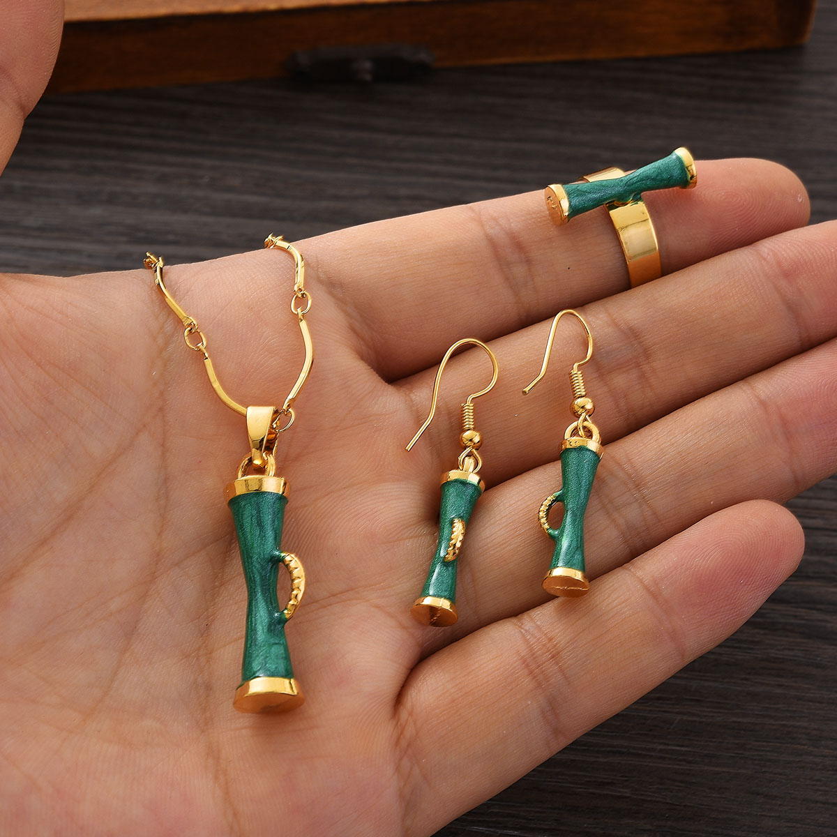 Fashion PNG Gold Color Jewelry - Women Fashion Png ulasan dan harga